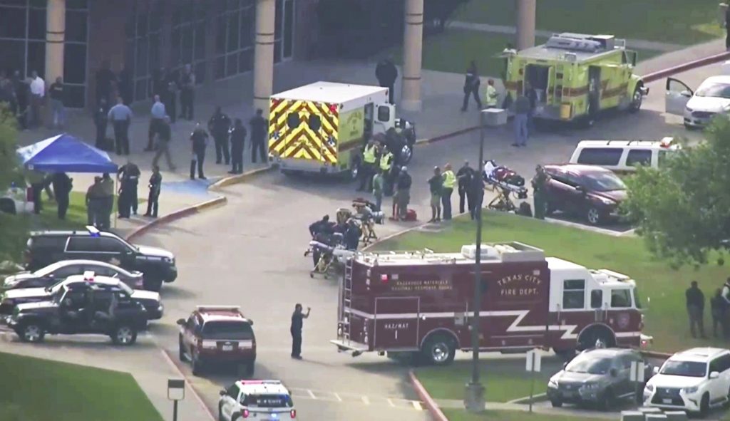 Over 20 High School Kids And Teachers Shot In Heartwarming Display Of ...